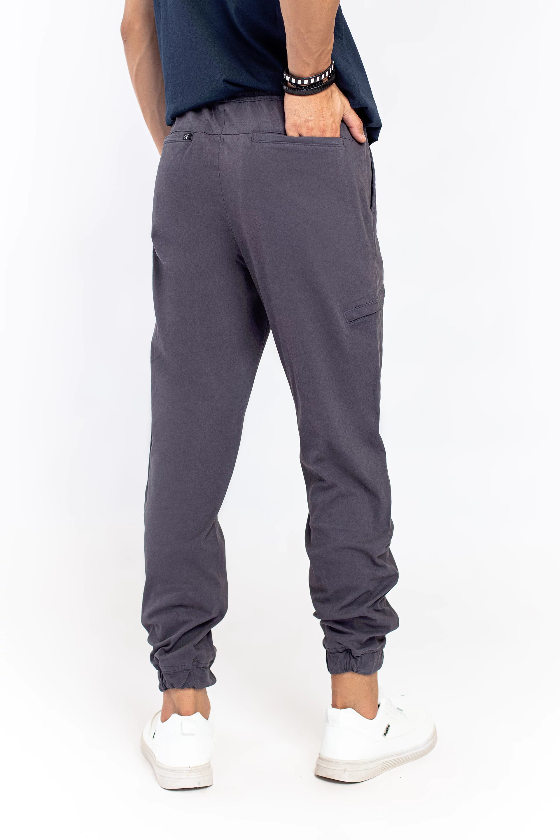 Relaxed Cargo Pants - 9figure