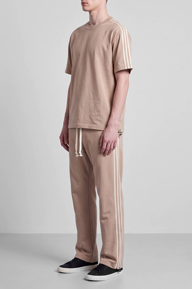 Basic T-Shirt