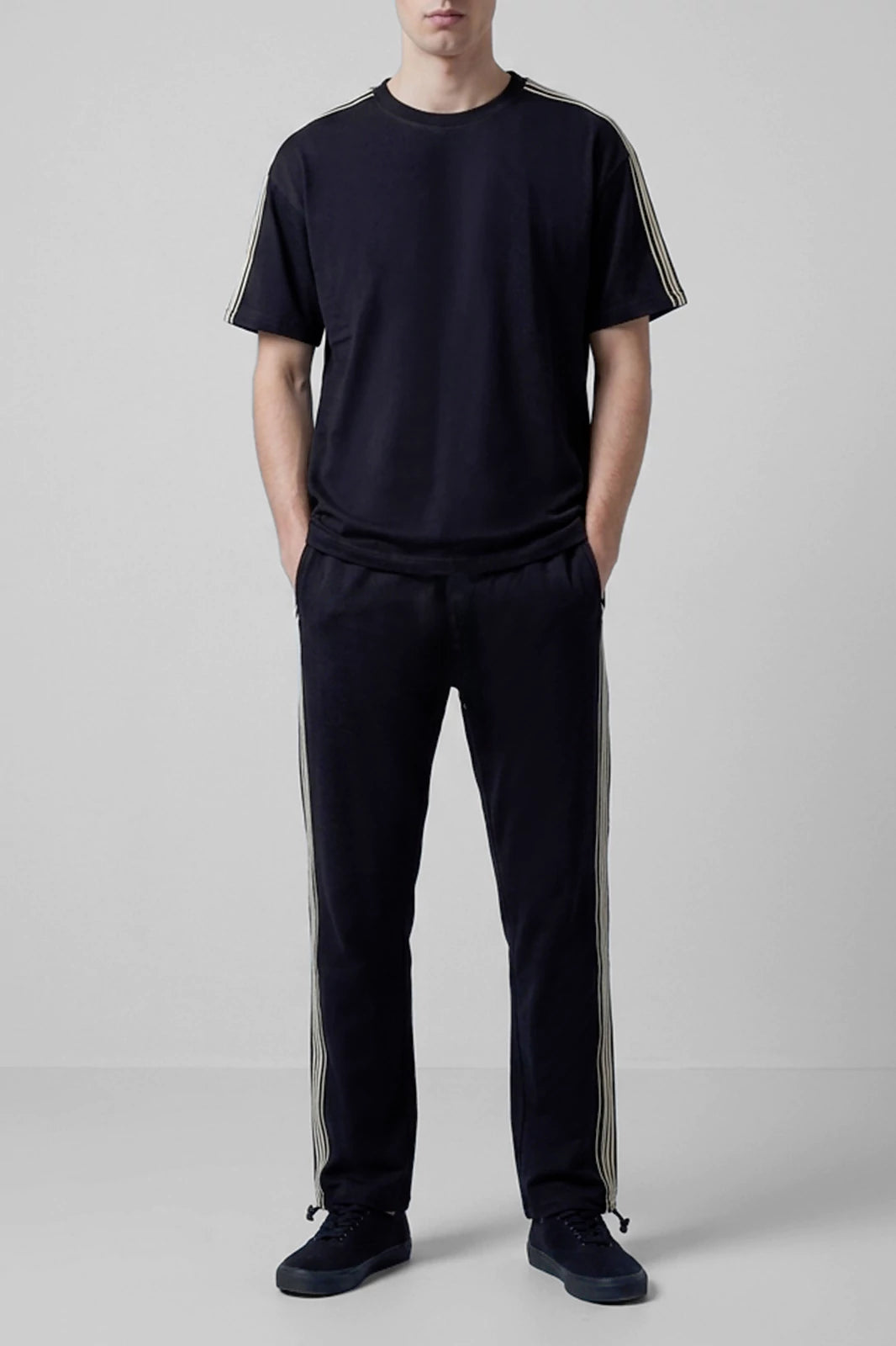 Basic T-Shirt