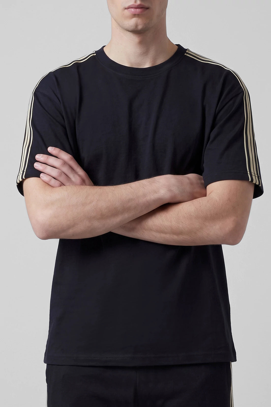 Basic T-Shirt