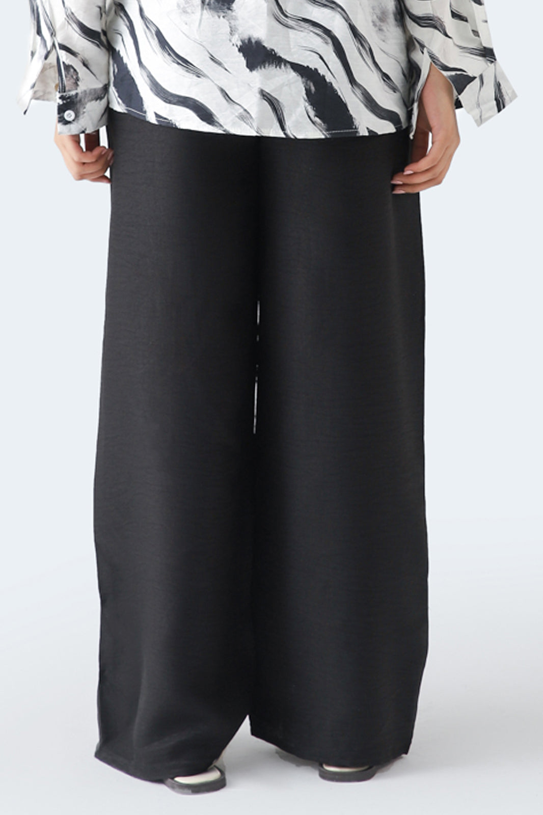 Women’s Loose Fit Trousers