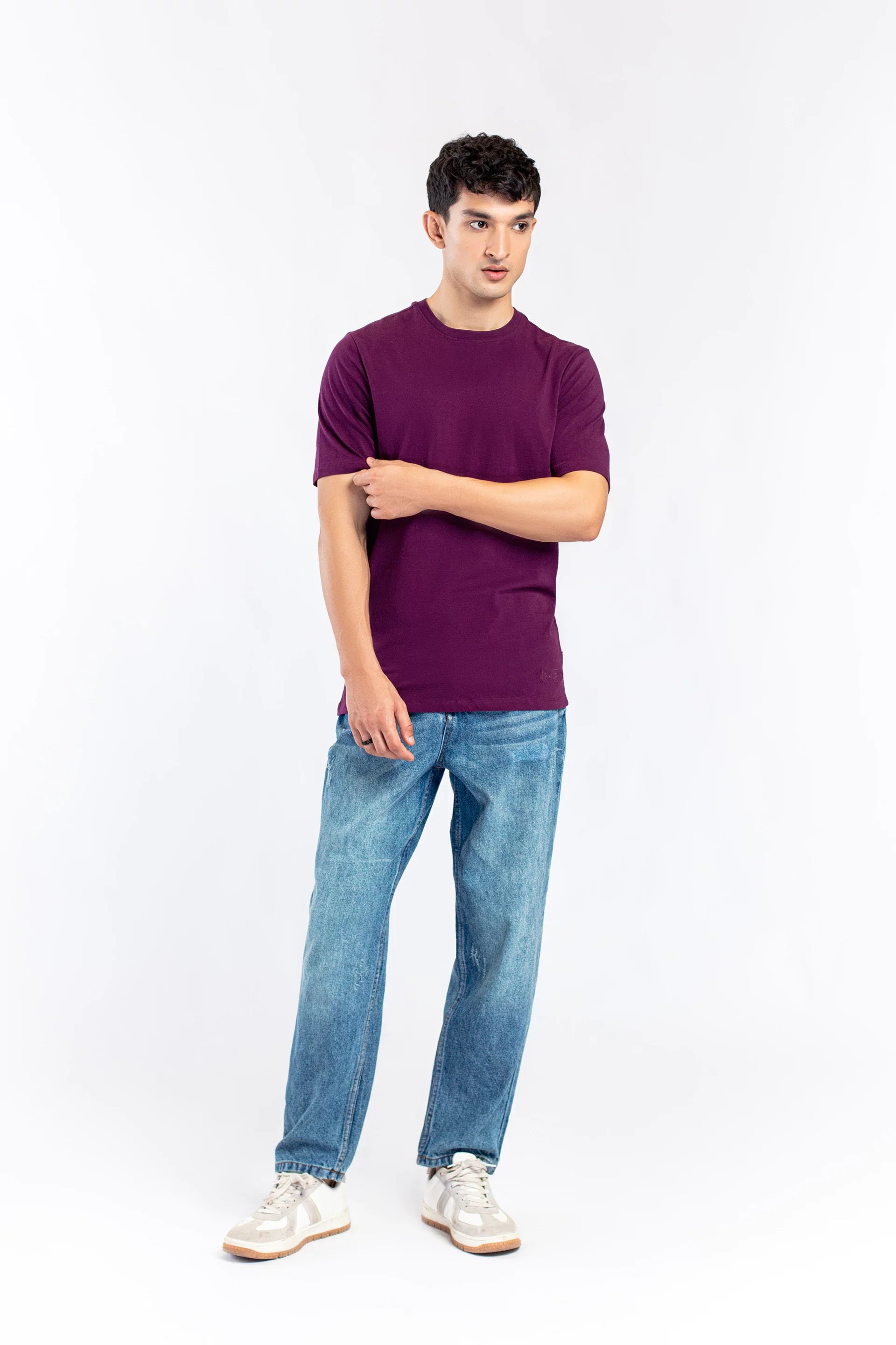 Basic regular t-shirt for men online in Pakistan