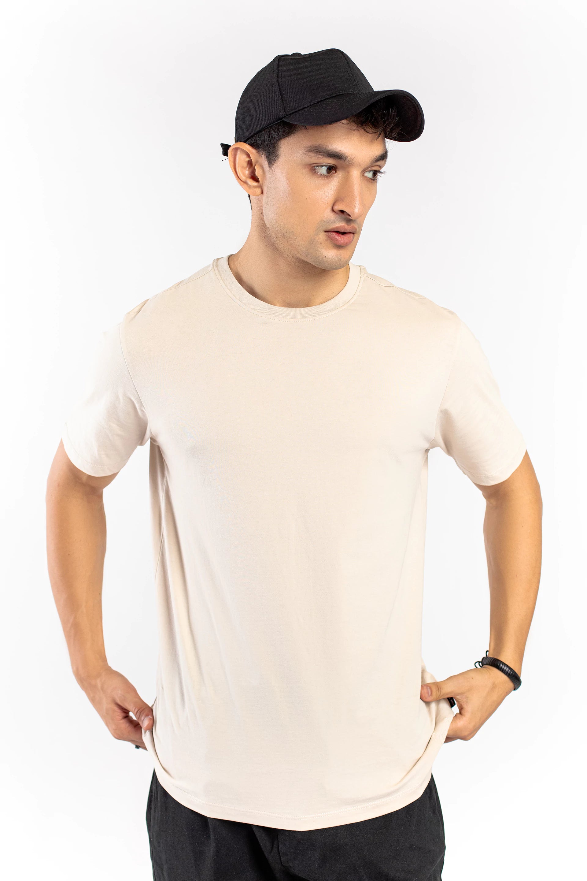 Basic T-Shirt