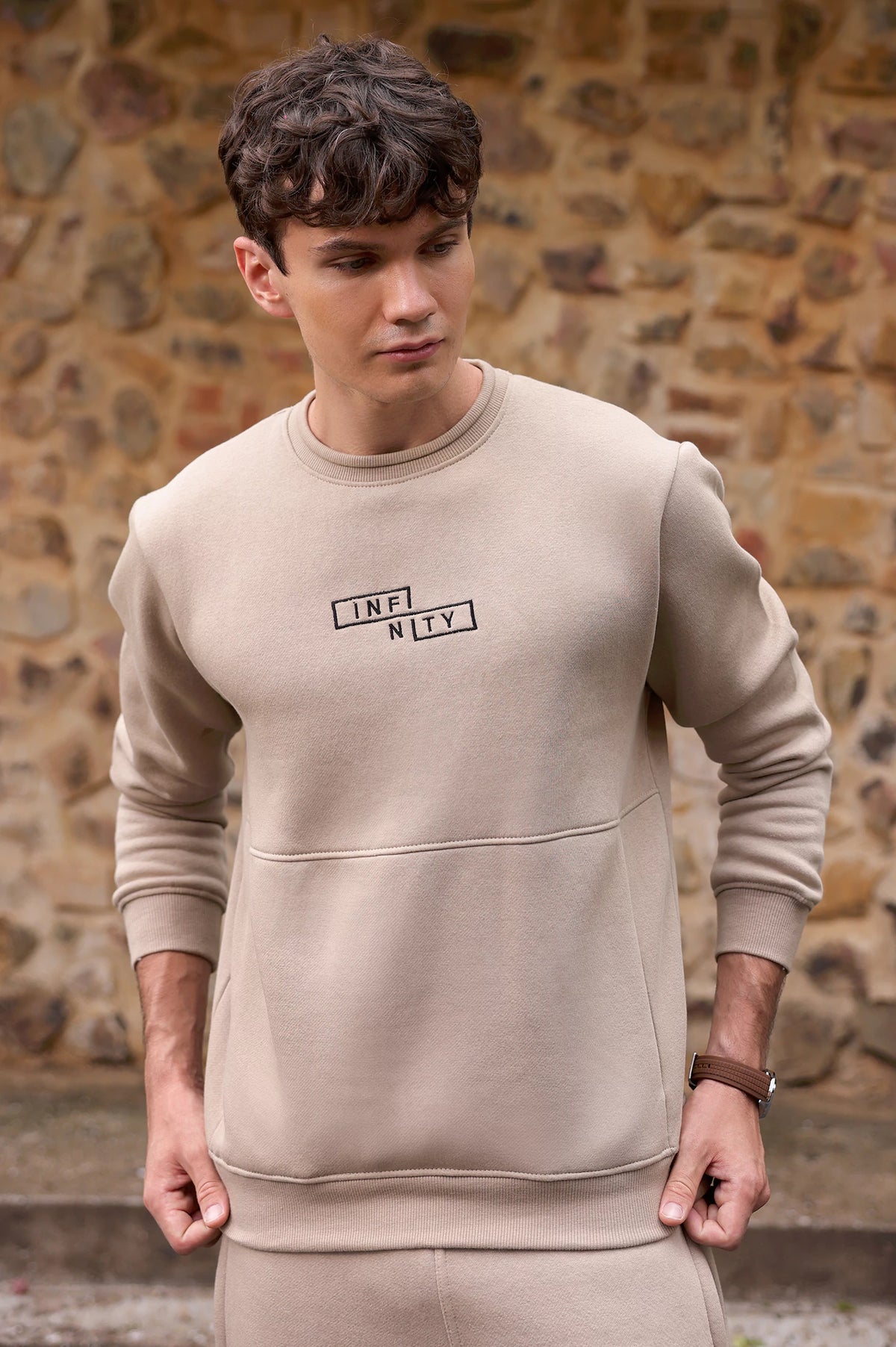 Men's Embroidered Regular Sweatshirt