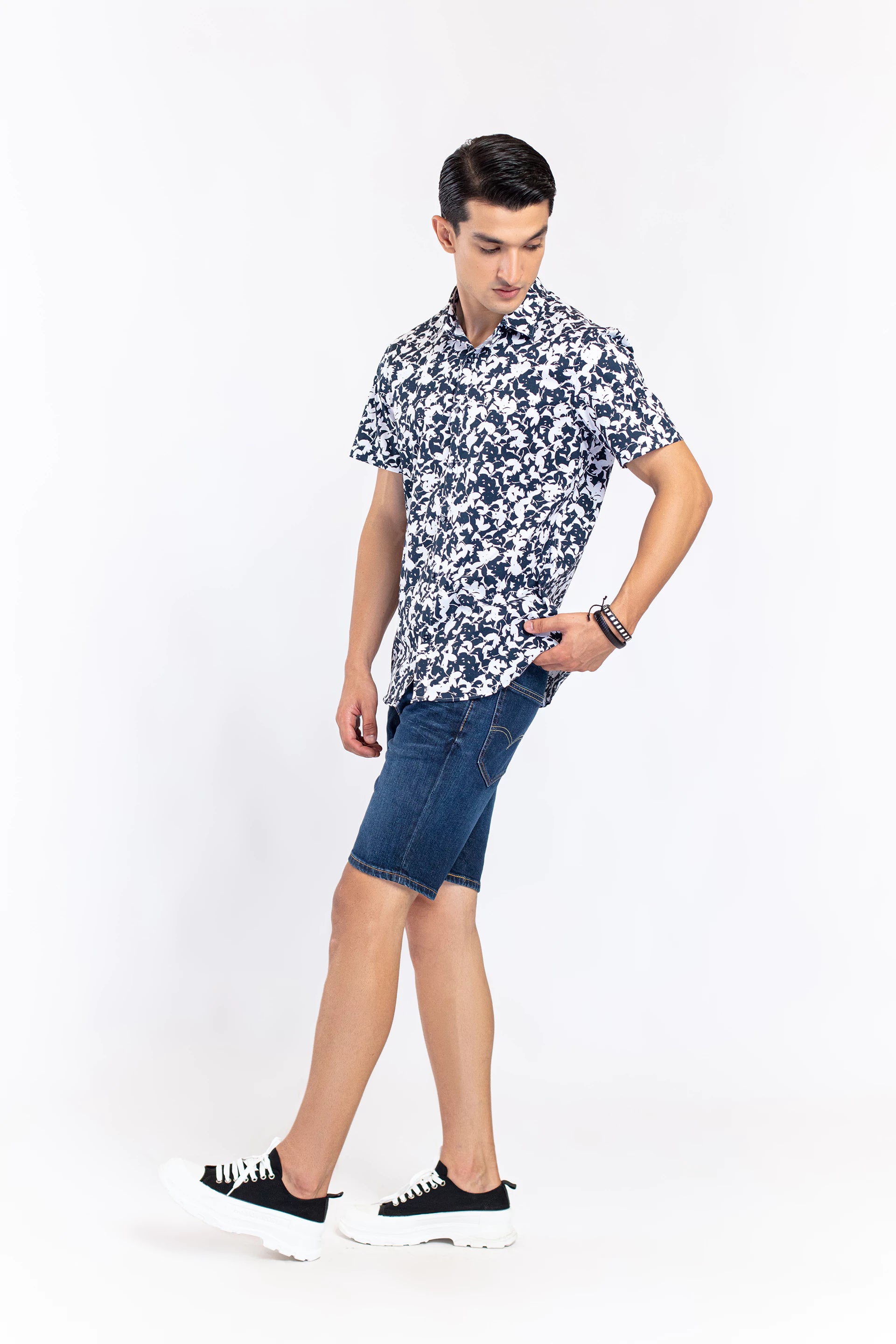 Basic Collar Printed Shirt - 9figure