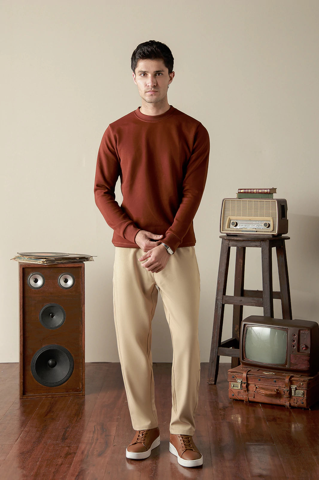 Basic Crew Neck Sweatshirt