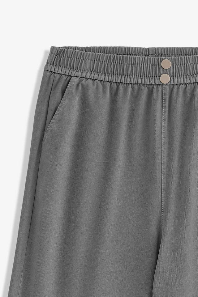 Women’s Loose Fit Trousers