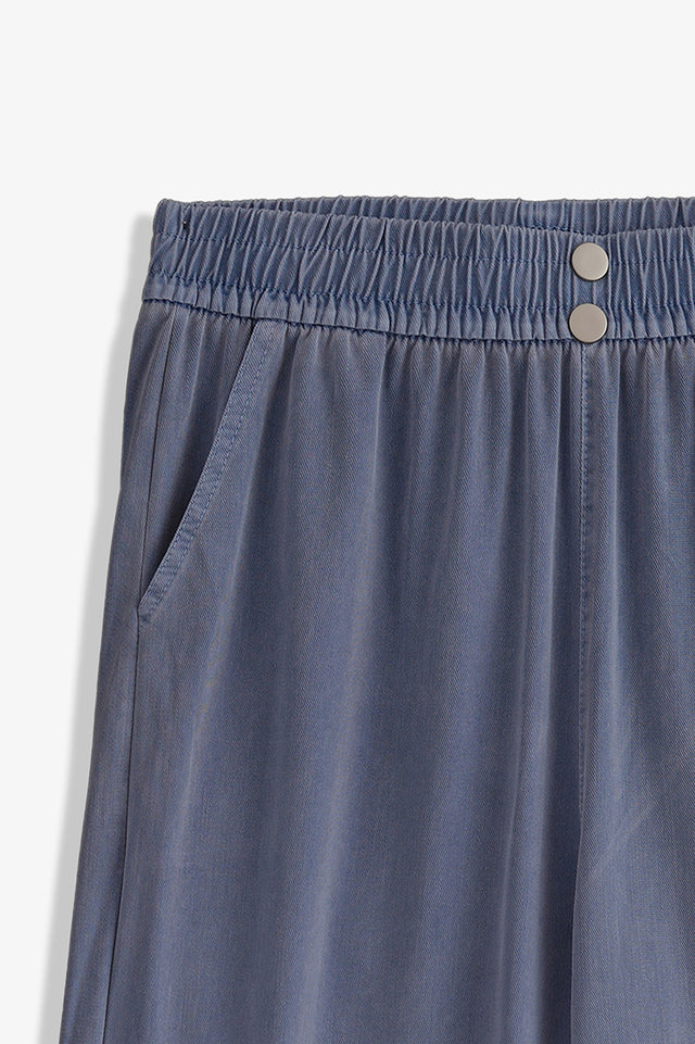 Women’s Loose Fit Trousers