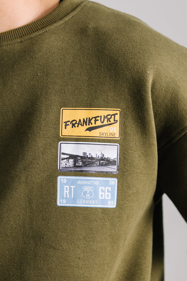 Oversized Graphic Sweatshirt